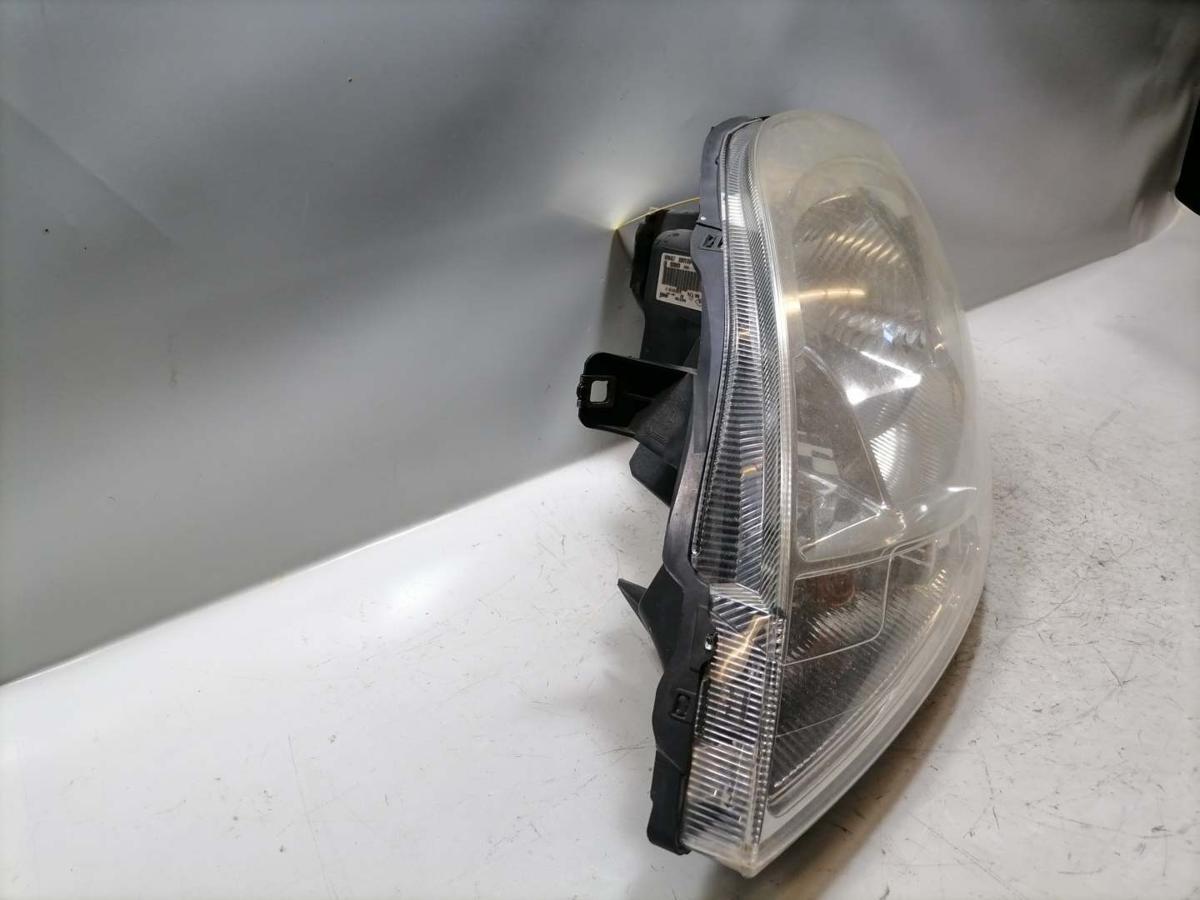 Renault Trafic 2 original Scheinwerfer vorn links Halogen Facelift Bj.2008